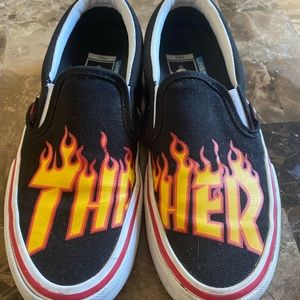 Super cool vans worn only once to a festival. In very great condition.